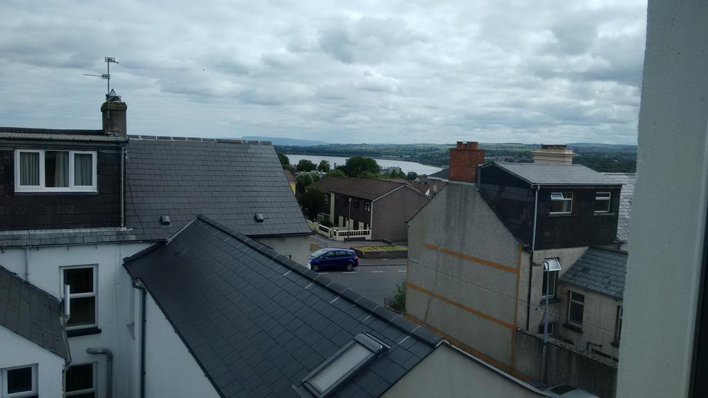 Fairman House Backpackers Bed & Breakfast Londonderry Bilik gambar